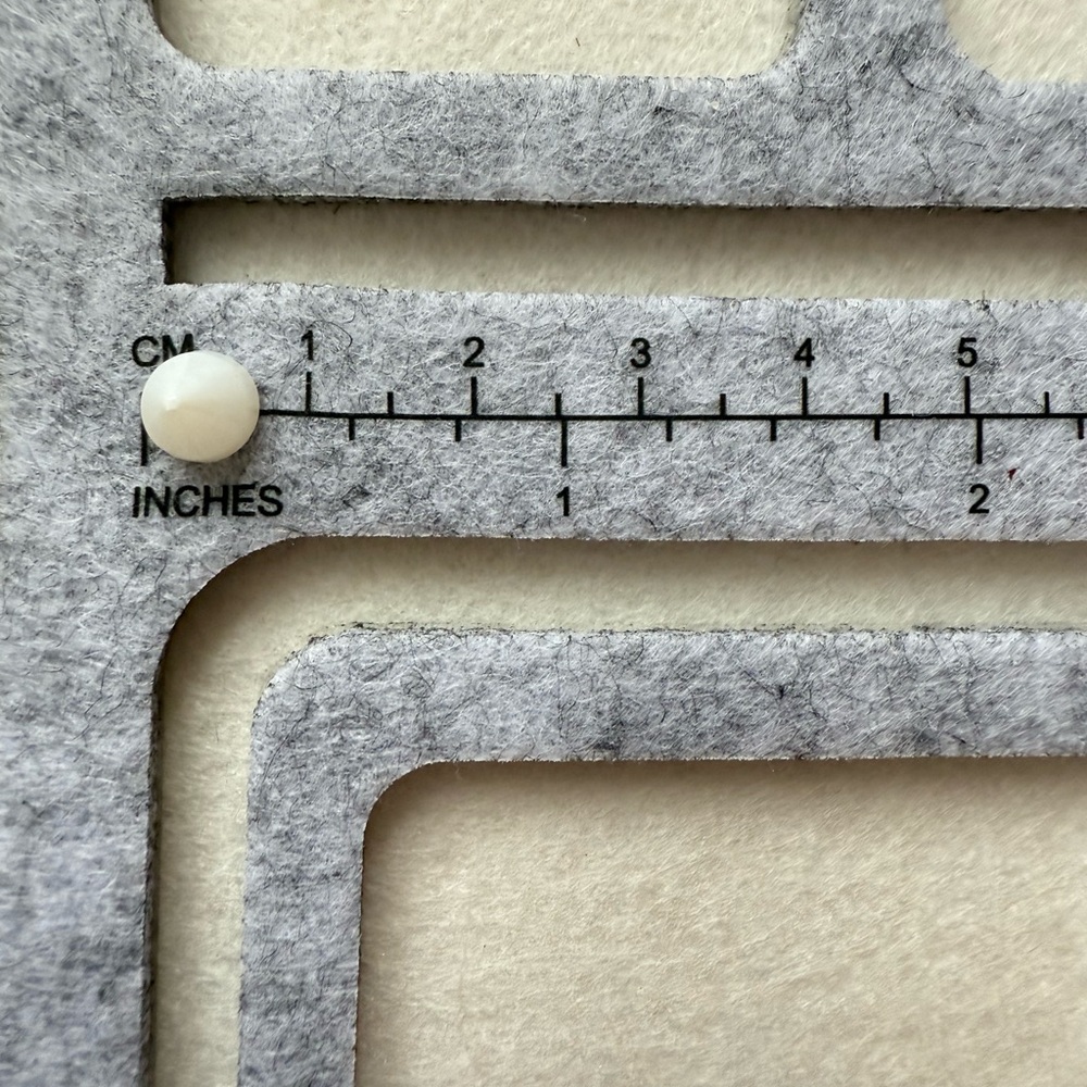 Louboutin spikes replacement, white 6 mm, 10 sets - Picture 2 of 2